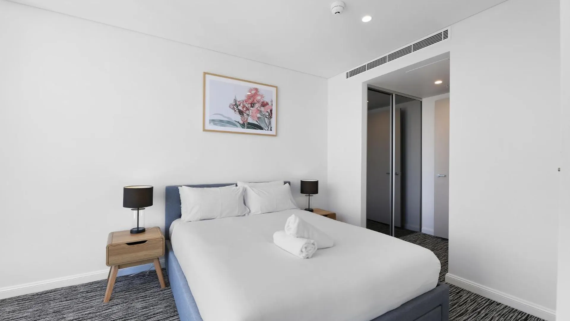 Ferienwohnung Luxe Oceanfront 1-Bed High Rise With Pool & Gym Gold Coast Australien
