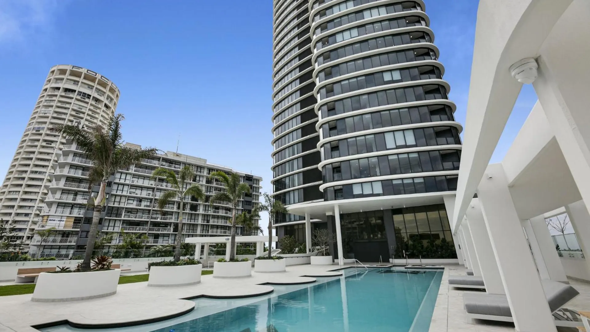 Apartment Ferienwohnung Luxe Oceanfront 1-Bed High Rise With Pool & Gym Gold Coast Australien